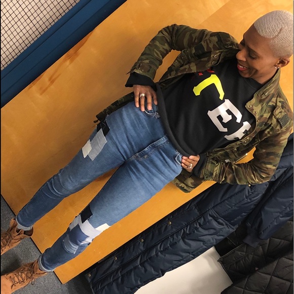 Custom Crew neck sweatshirt - Picture 2 of 2